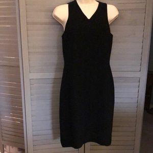 Jones New York Petites Dress~Black size 6 Like New Condition~Zip back